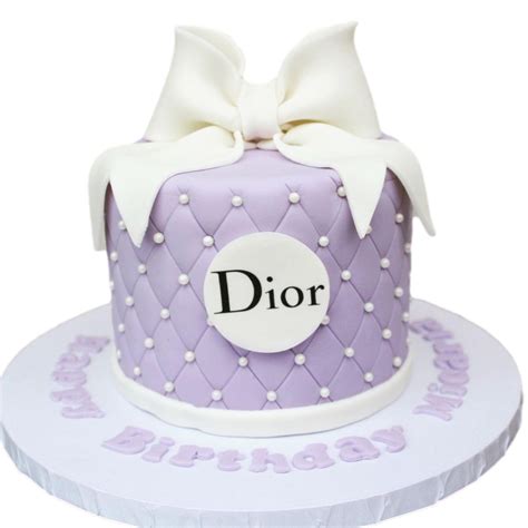 gâteau anniversaire dior